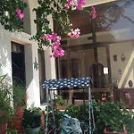 Hotel Carikci 2*