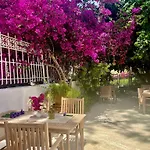 Hotel Carikci