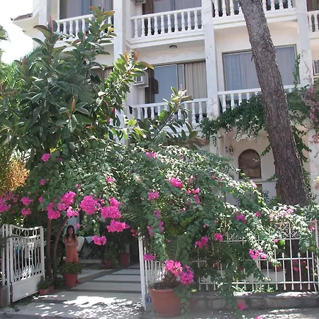 Hotel Carikci