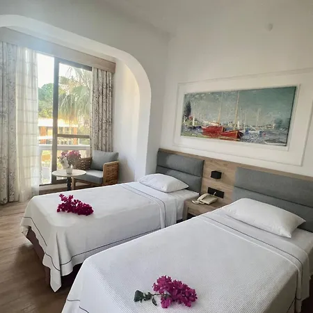 Hotel Carikci 2*