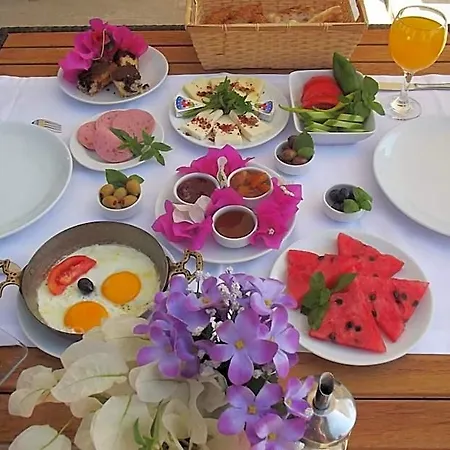 Отель Carikci Мармарис