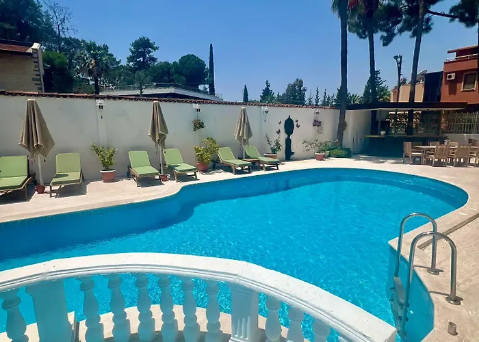 Carikci Hotell