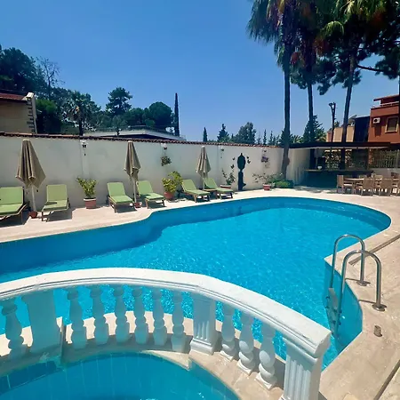 Carikci Hotel