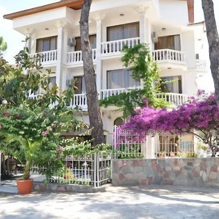 Carikci マルマリス